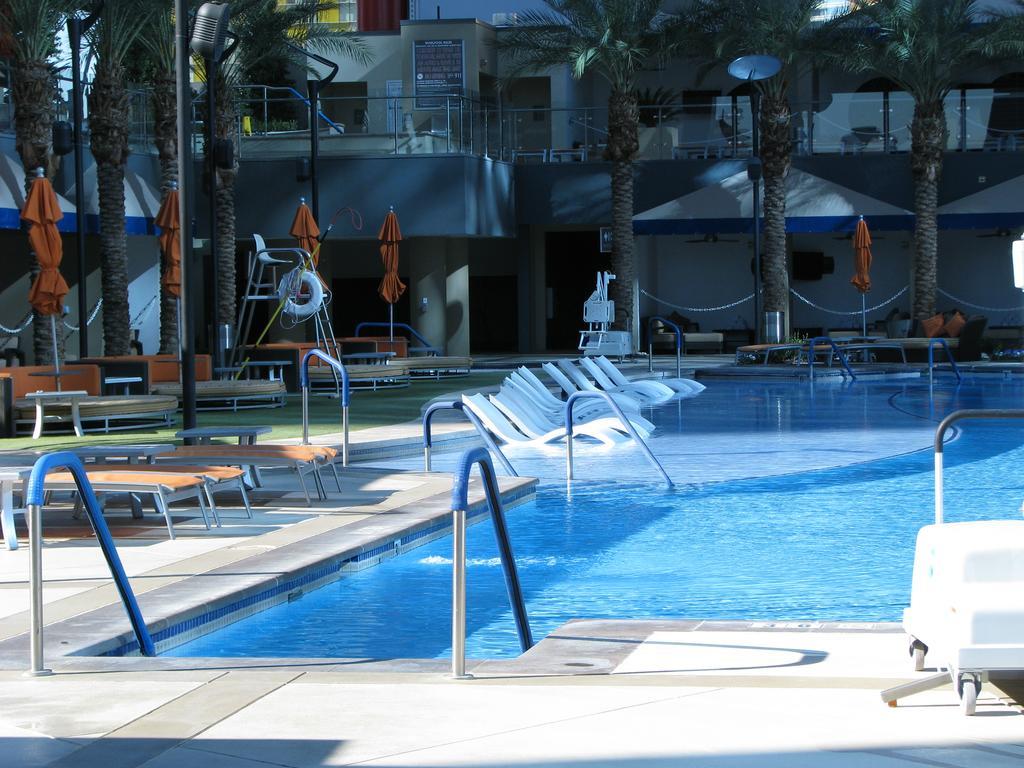 Suites At Elara Las Vegas Center Strip-No Resort Fees Exterior photo