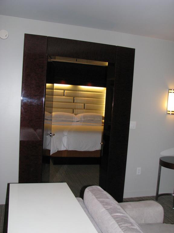 Suites At Elara Las Vegas Center Strip-No Resort Fees Exterior photo